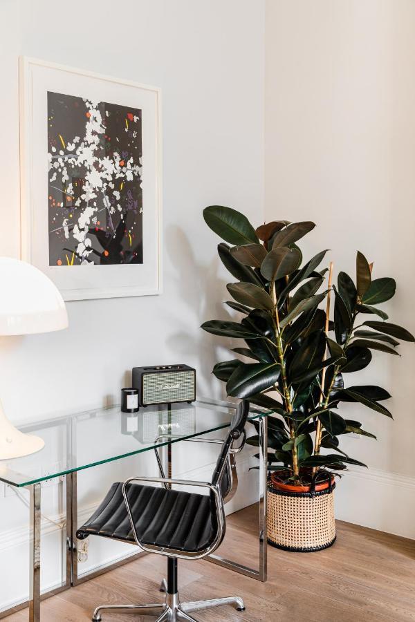 56 Welbeck Street Aparthotel Londra Exterior foto